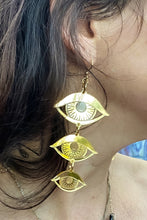 Load image into Gallery viewer, Large Eyes Earrings - Gold Mirror