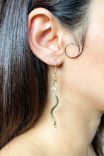 Load image into Gallery viewer, Small Boa Earrings - Champagne
